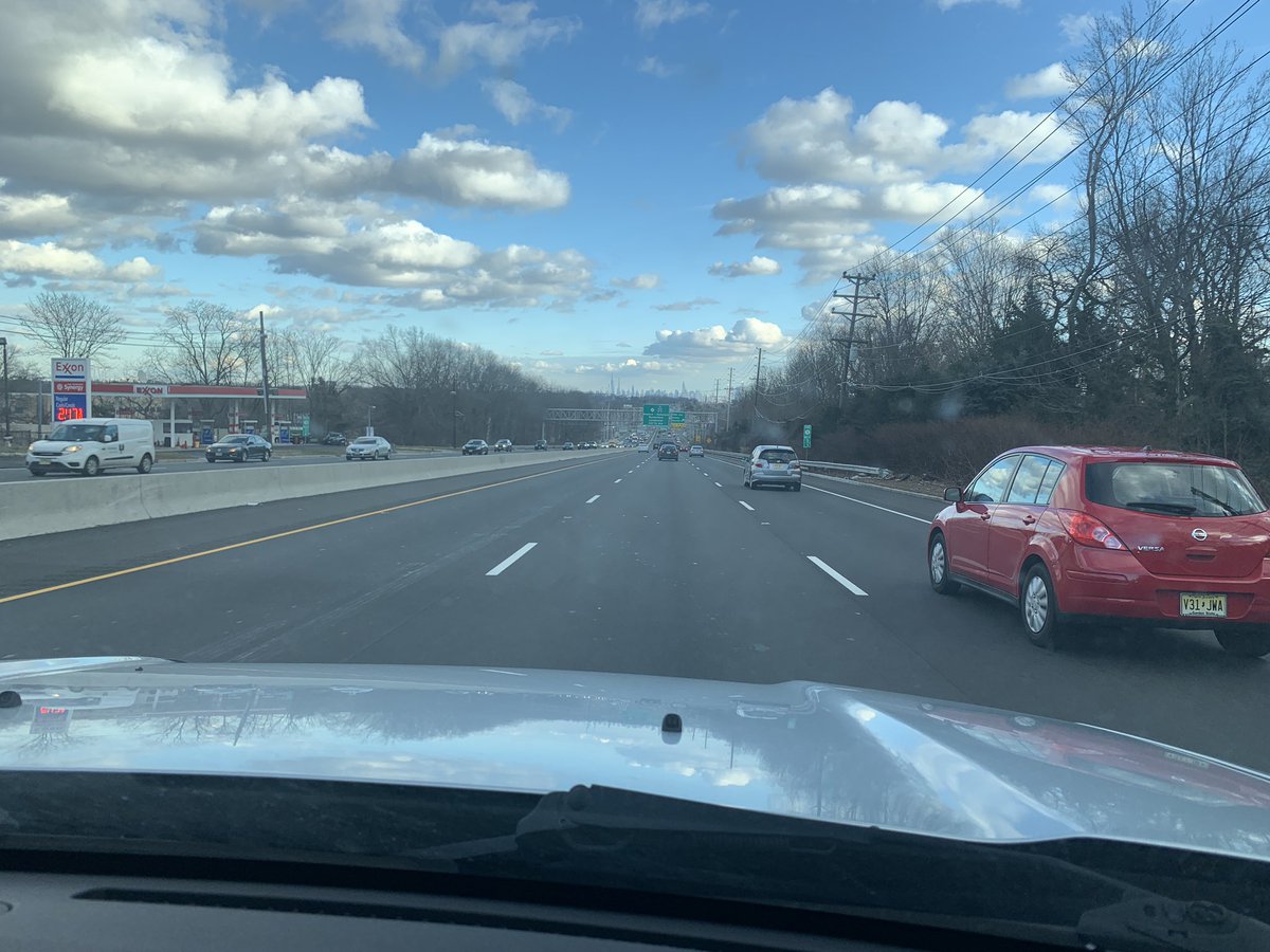 Lisa Meade tweet media