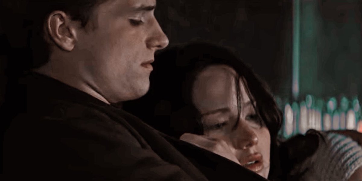 L0VEROFMINE's tweet photo. "Peeta, resteresti con me?"
"Sì... per sempre."
#HungerGames https://t.co/FDeVGbSJFo