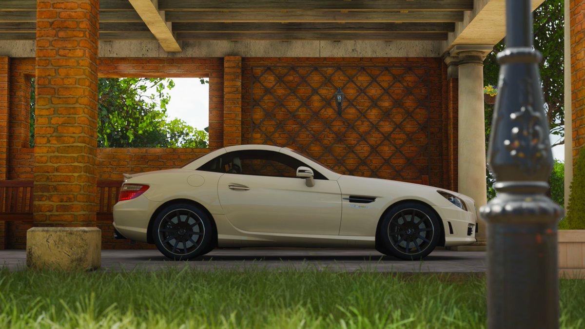 FrankyXbox1's tweet photo. #RomanRoadster
@ForzaHorizon
#Xbox #ForzaShare #Forzathon #ForzaWeekly #ForzaHorizon4 #XboxShare #PhotoChallenge #MercedesBenz #SLK #AMG #V8 #R172 https://t.co/mcM0AZRkiS