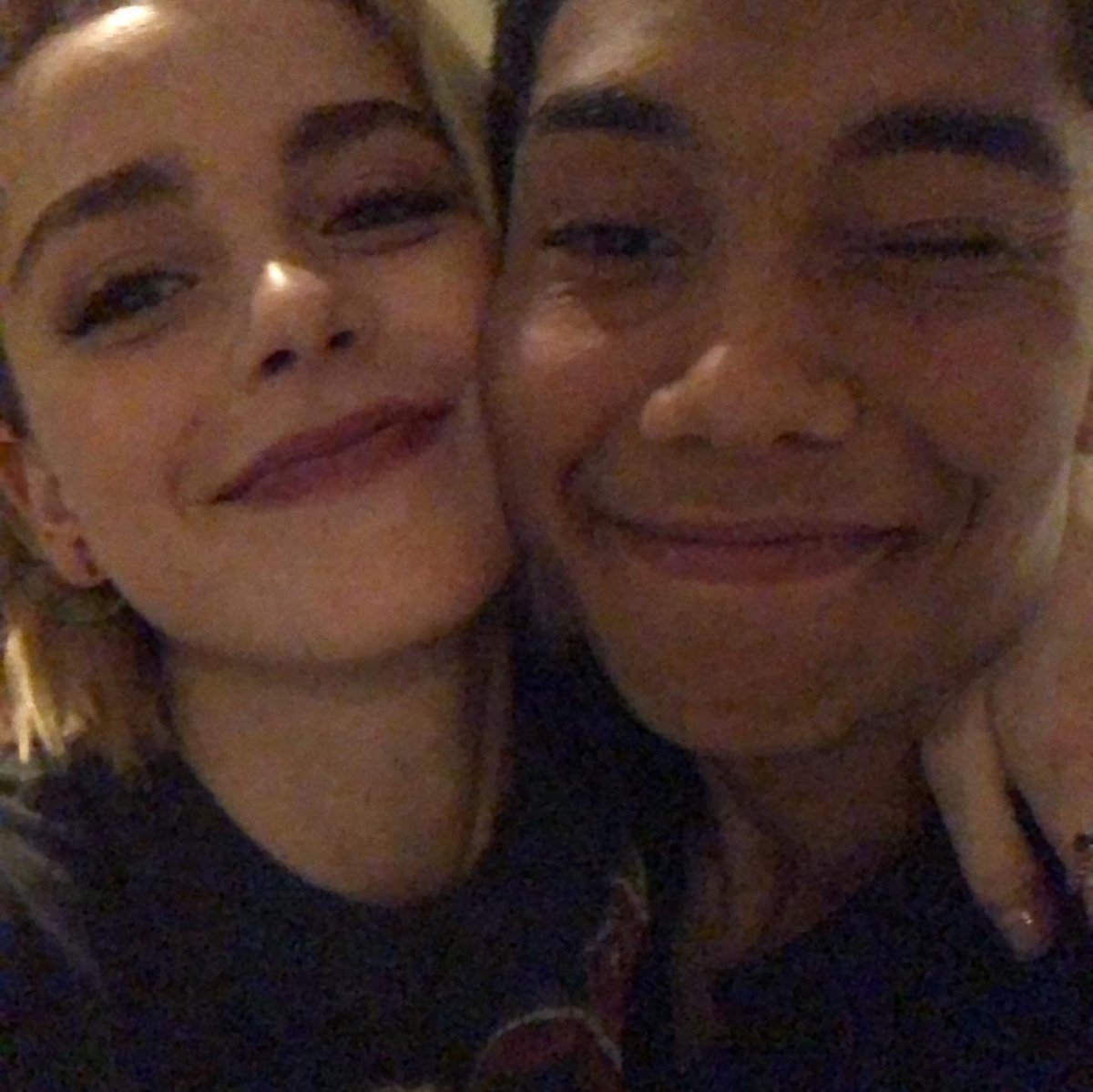 ✵    · 　   ✦ 
　 ✺ . 　　　　　　      . . 
·  . ·    　　　　  ⊹  ·  . 
 ˚ 　.    ✺ 　 ·*  
　　 　 ˚ 　 * 　 
　 ·　 ˚ 　　  * 　　　
  　　 ˚ *