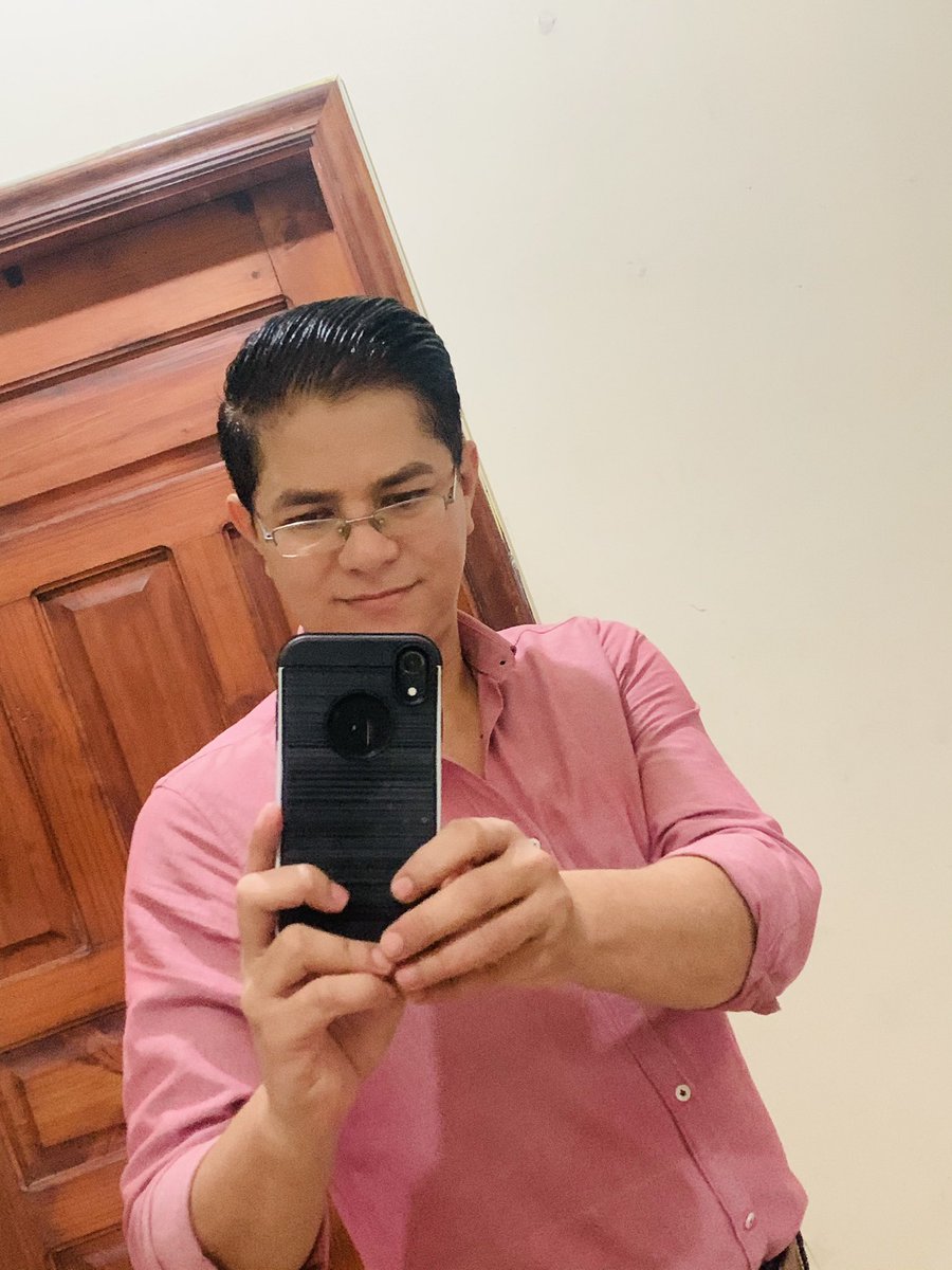 lared2's tweet image. Jugando un poco 🙈