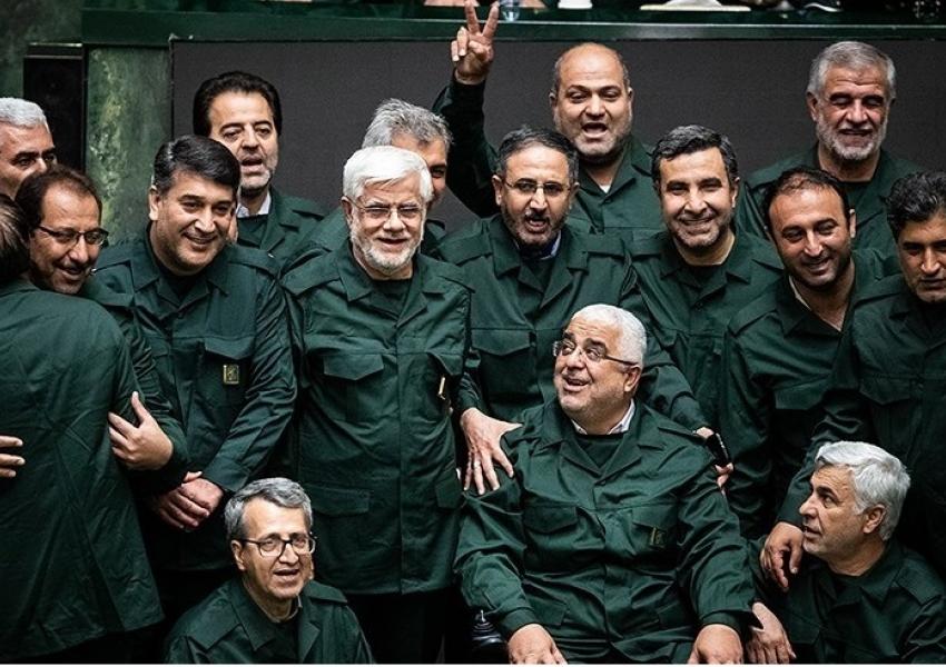 MrsAadonis's tweet photo. #لباس_چوپانی از آنچه در تصویر می بینید به شما نزدیک تر است. https://t.co/KJxuKkLQAD