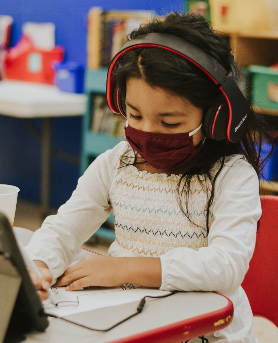 Looking for a mind at work 🧠

We work hard to provide our students with the means to participate in remote learning with ease and creativity. 

On average, the 37 CFY sites are collectively serving 750 students on a daily basis both with virtual and in-person programming.