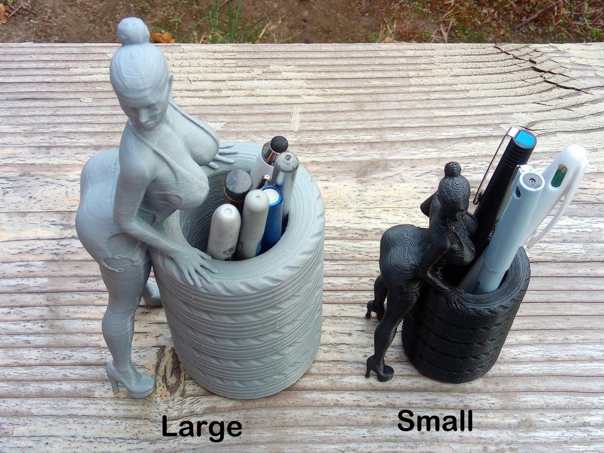Cynosure_X_Gab's tweet image. Sweet and Sexy Hot Rod Girl Pen, Pencil, Brush Cup ebay.com/itm/2242807179… #MakeUpLover #MakeUp #artist #cosmetic #EveryThang3D