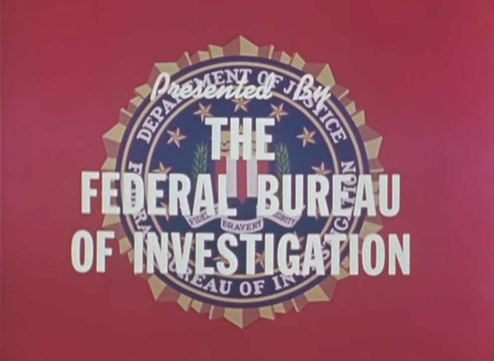 THREAD: Let's take a look at 'Shooting For Survival' a mid 60s FBI instructional film for police & FBI agents. #Shooting  #Marksmanship  #TrainingFilm  #History  #LawEnforcement  #FBI1/