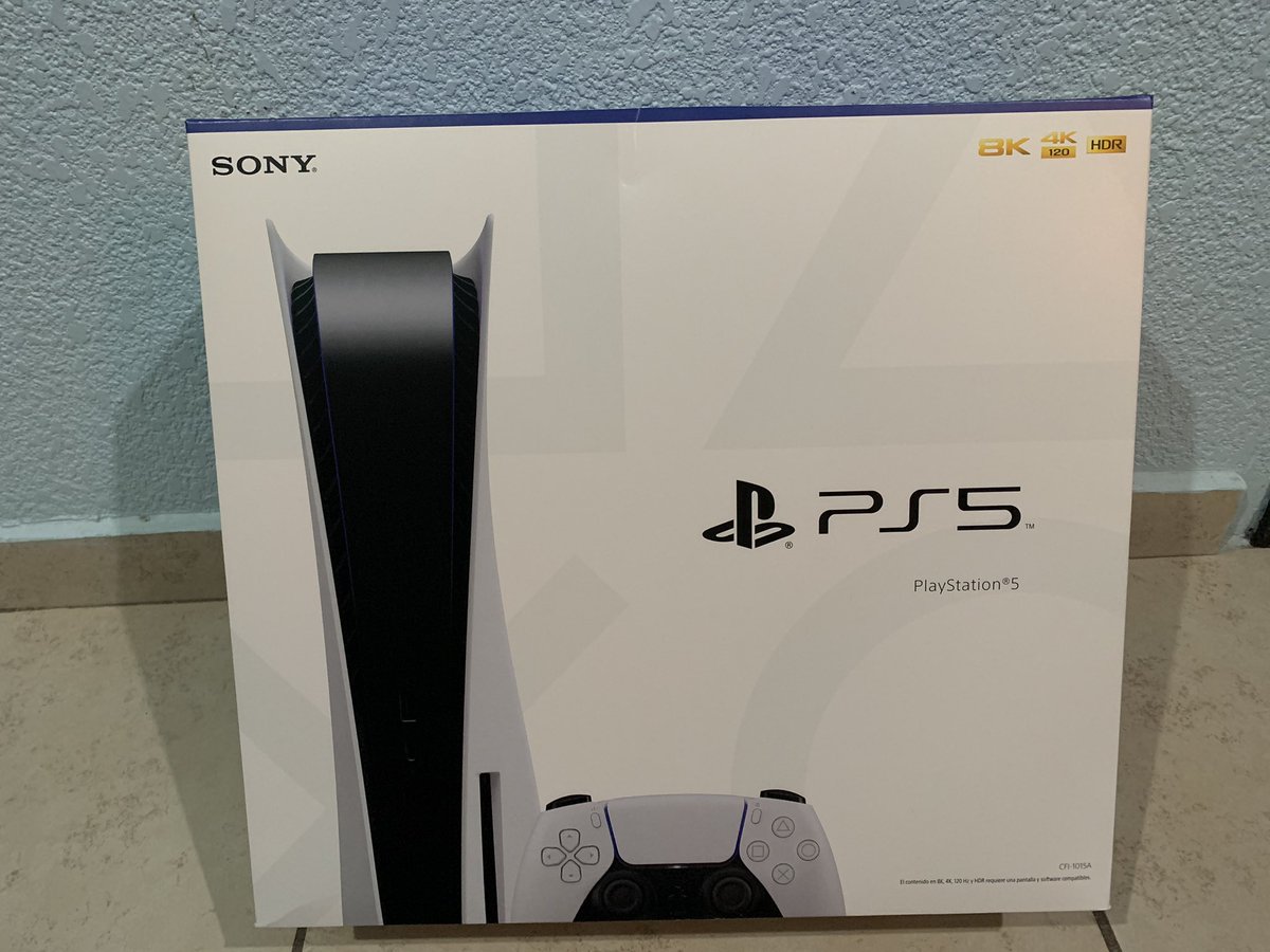 OsvaMx_'s tweet photo. Hey banda estoy vendiendo una play 5 completamente nueva, para que no haya problemas la entrego personalmente, solo Cdmx y Edo Mex. 
Me ayudarían mucho dando like y rt 🥺
Informes al dm ❤️ https://t.co/mnKeHMz5CF