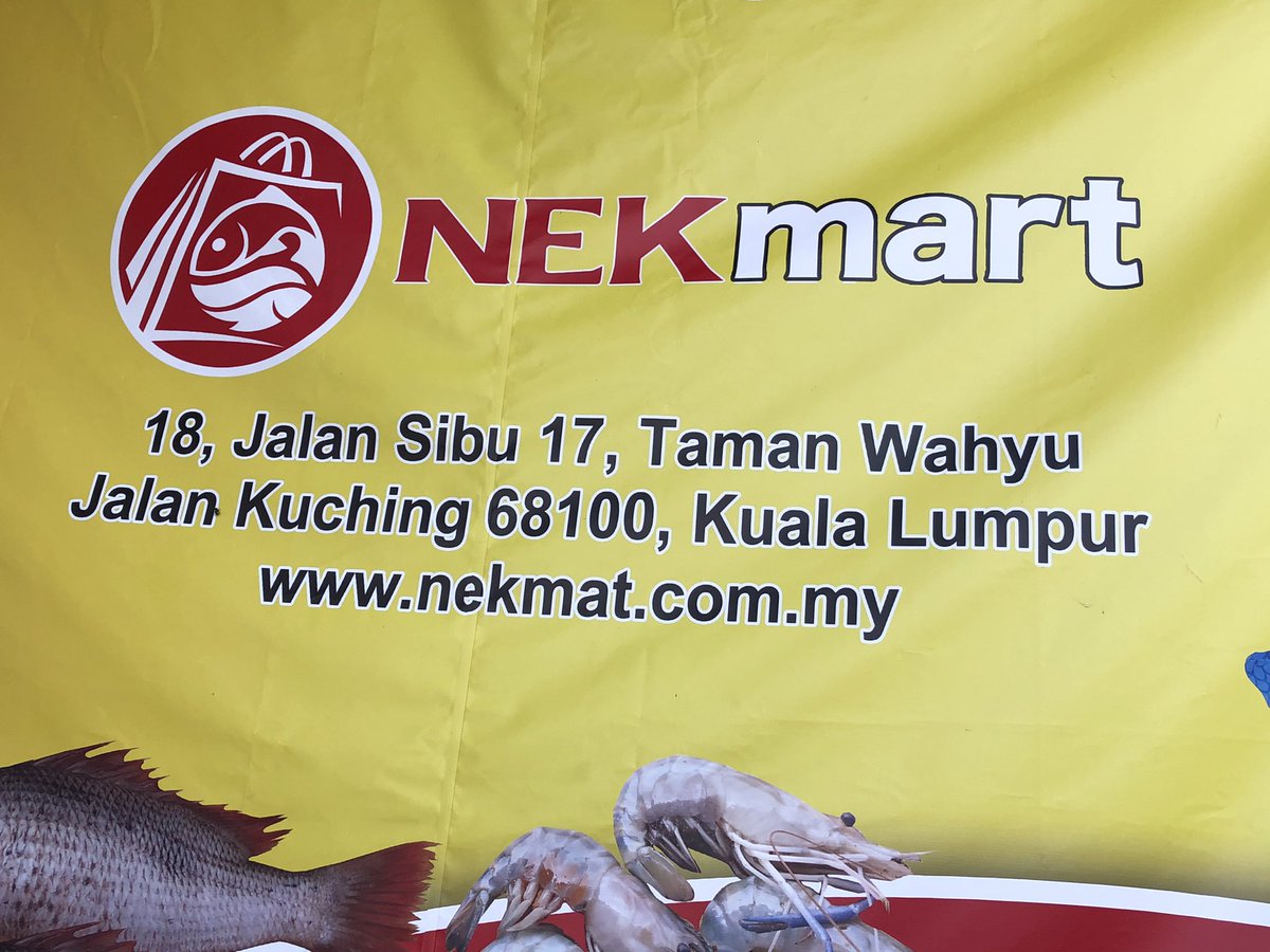 FauziSuhaimi's tweet photo. Lokasinya di sini. Ramai mungkin tak tahukan? Inilah Pusat Pengumpulan dan Pengedaran Hasil Laut Persatuan Nelayan Kebangsaan (Nekmat). Jadi, dekat sahaja yang tinggal di ibu negara. @501Awani
#Nekmat #AWANINews #AWANITerkini #IkanSegar #PKP #HapusCOVID19 https://t.co/T1jFsGopZC