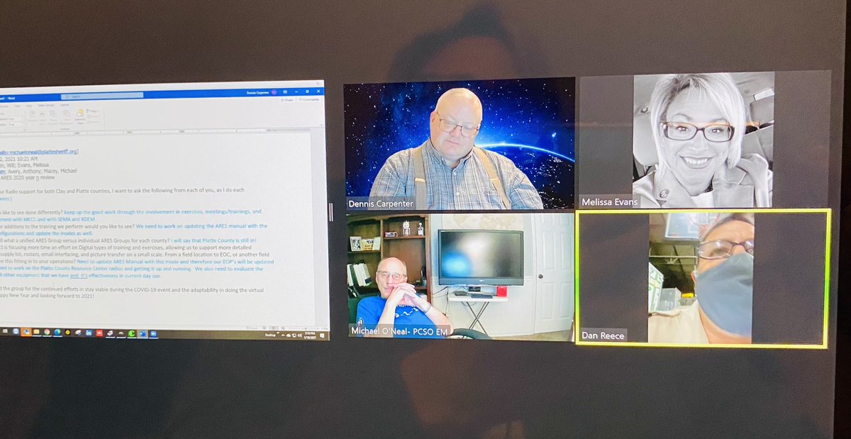 Melissa_Evans91's tweet photo. I enjoyed spending a few hours this evening planning and discussing training and exercises with the Northland Amateur Radio group. 

#ARES #HAMRadioOperators #Volunteer #communication #BuildingRelationships 

@ClayCountyMO_EM | @plattecoem https://t.co/l5n57CnXk1