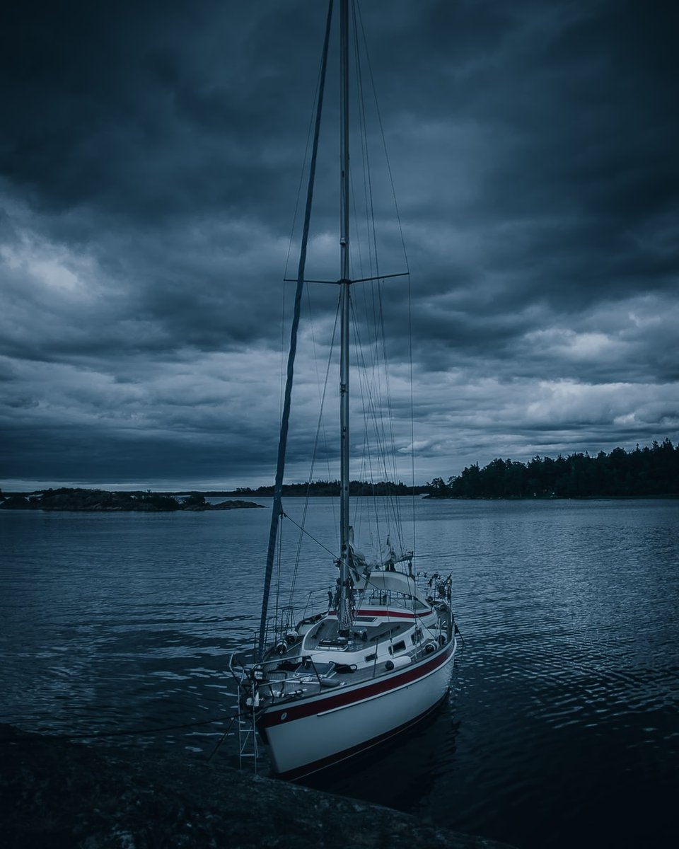CaptnJac1's tweet photo. “You are the one that possesses the keys to your being. You carry the passport to your own happiness.” —Diane von Furstenberg

#paradise #jimmybuffett #newmusic #music #troprockmusic #captnjac #sailing #liveaboard #sailboat #sailingadventure https://t.co/1lEx72jPt5