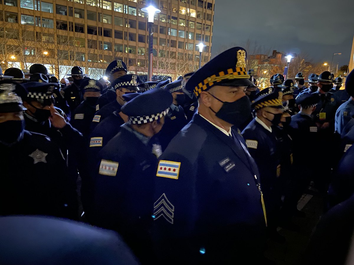 Chicago Police tweet media