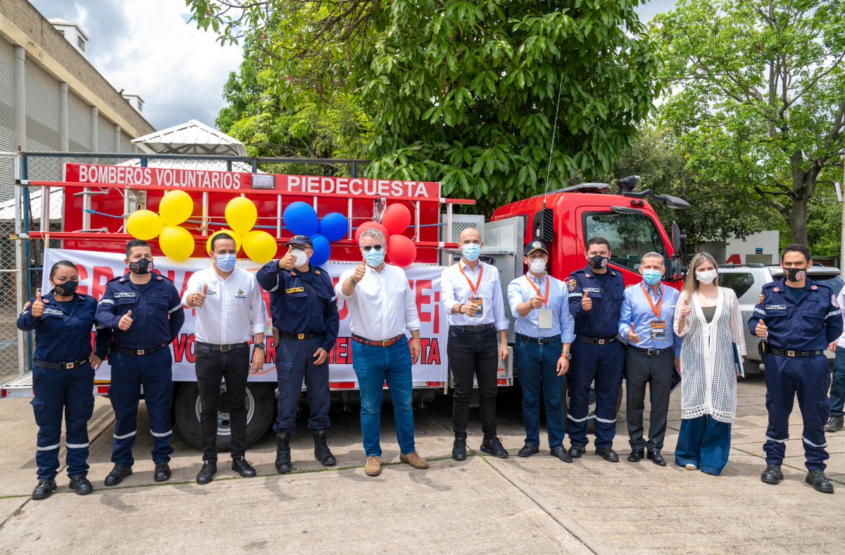 Pedromanosalvar's tweet photo. Felicitaciones Dr. @DanielPalam. Sin duda es una excelente noticia para Bomberos Colombia. Siendo Director Bomberos Bogotá fui testigo de su reconocimiento al gremio como Concejal de la Capital y luego en el Viceministerio gestionando el fortalecimiento de los Bomberos del país. https://t.co/aK6Ktz6vis