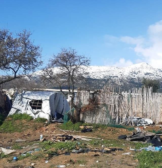 AberdeenAct's tweet photo. We need YOUR help - refugee camps in Greece's Aegean have been experiencing snow &amp; freezing conditions.

Raise your voice with ours demanding action:
- Write to your councillor in Aberdeen or Aberdeenshire > https://t.co/Ap31rTDkc5
- Write to your MP > https://t.co/lHTa69GzVa https://t.co/t6LLJ5G3Qq