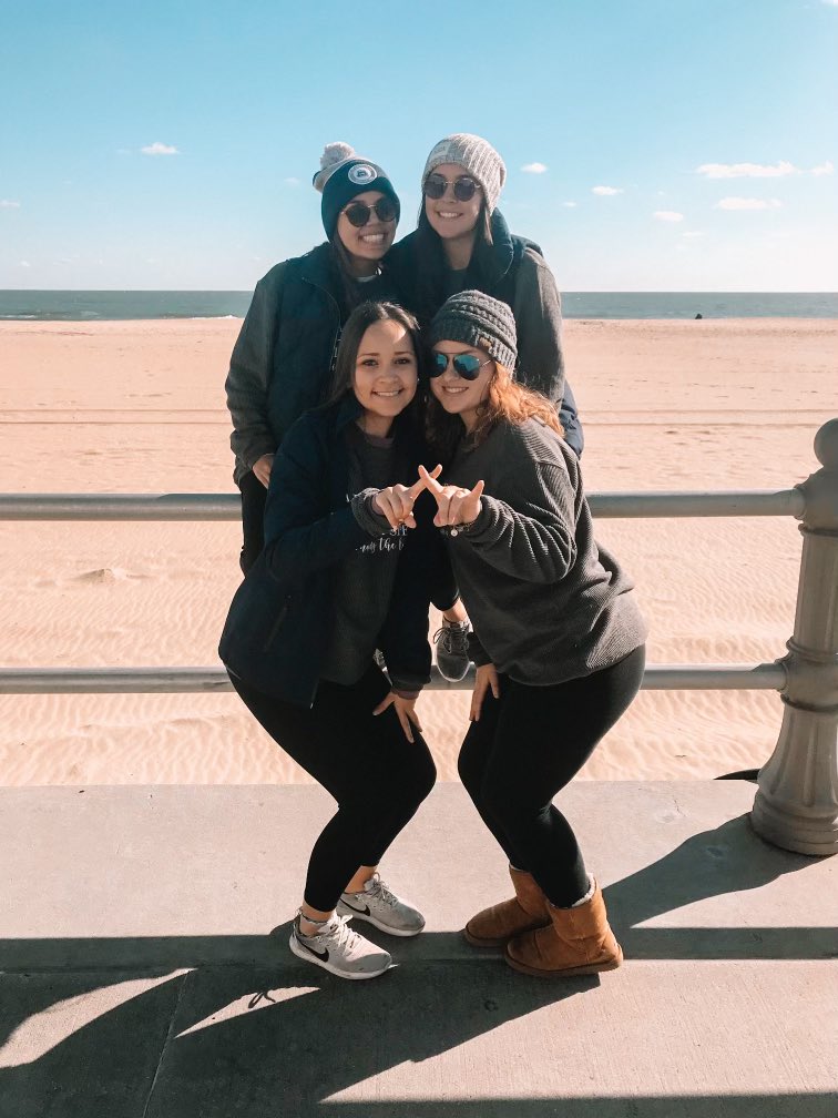 ODU Alpha Xi Delta tweet media