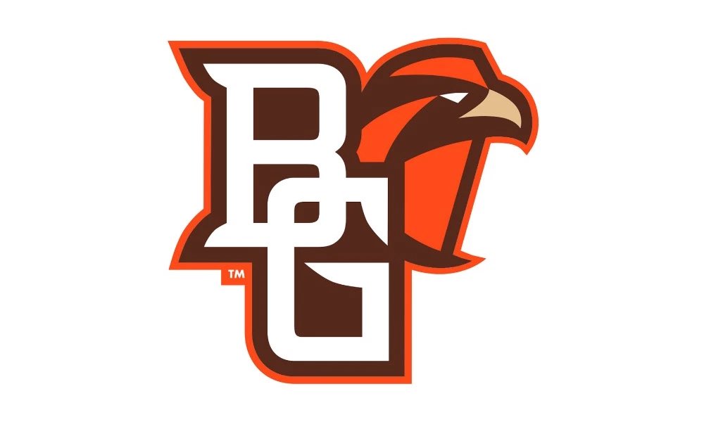 myles_burkett's tweet photo. Blessed to have earned an offer from Bowling Green State University #FalconFlight22 @CoachLoefflerBG @CoachMaxWarner https://t.co/ni2G2hrBdU