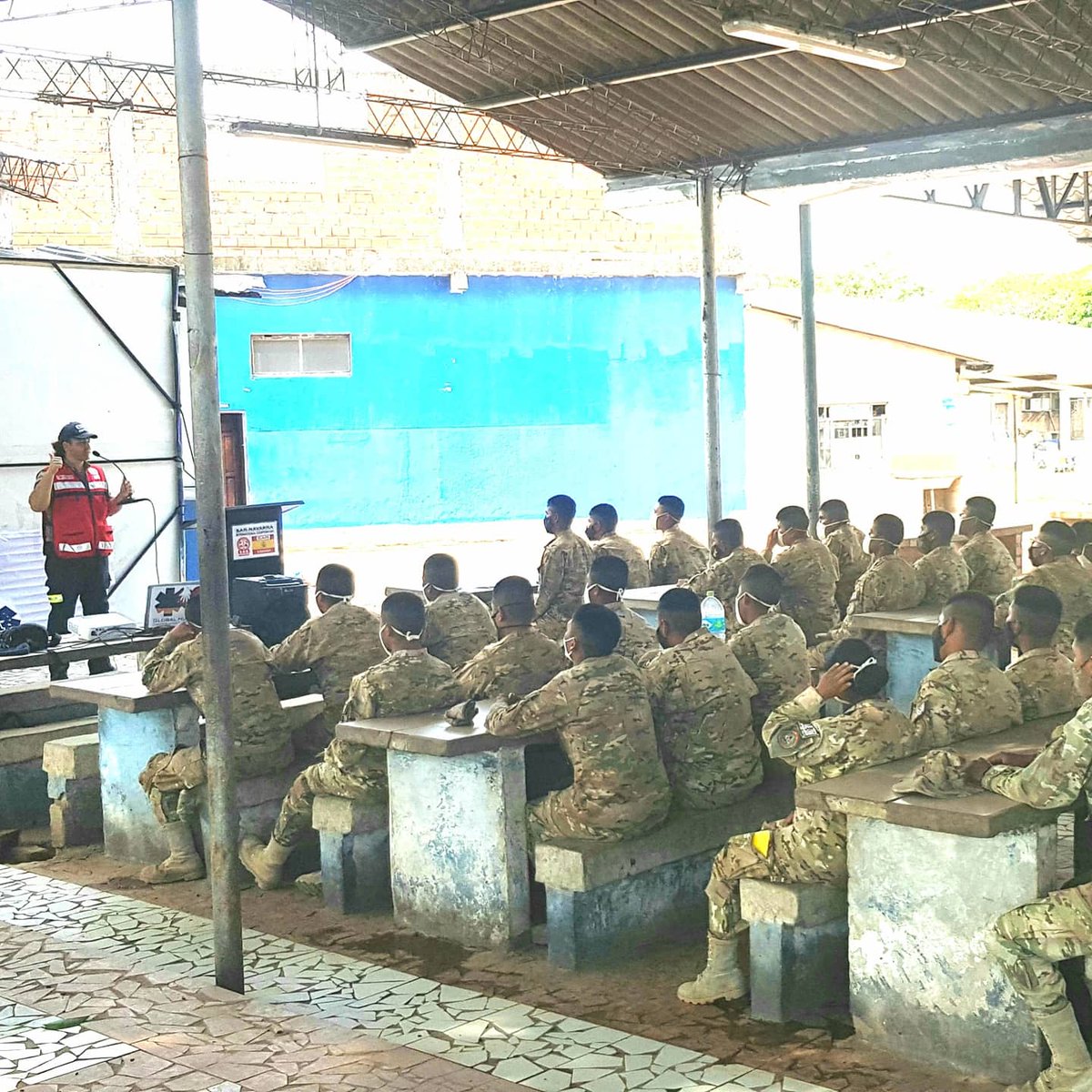 bonacho_camp's tweet photo. 150 Militares de la Fuerza Aérea, Conferencia Incendios Extremos.Organiza SAR NAVARRA.Misión Amazonas 2020.@UNHumanRights @HumanizacionUN
@DHAmericaLatina
@WWF_LAC
@GlobalHumana
@eruizescudero
@pablobusca @JLPerezOlmo
@CCardeneteReyes @humanizasanidad @RiosDePie @SARNavarra https://t.co/kZRU8YYN39