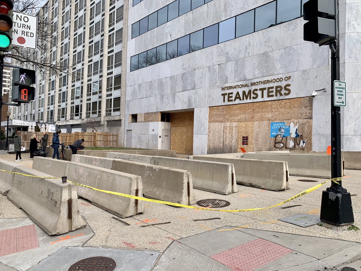 Where they don’t have military trucks as barricades, they aren’t messing around with the Jersey barriers. No truck is getting through 15/