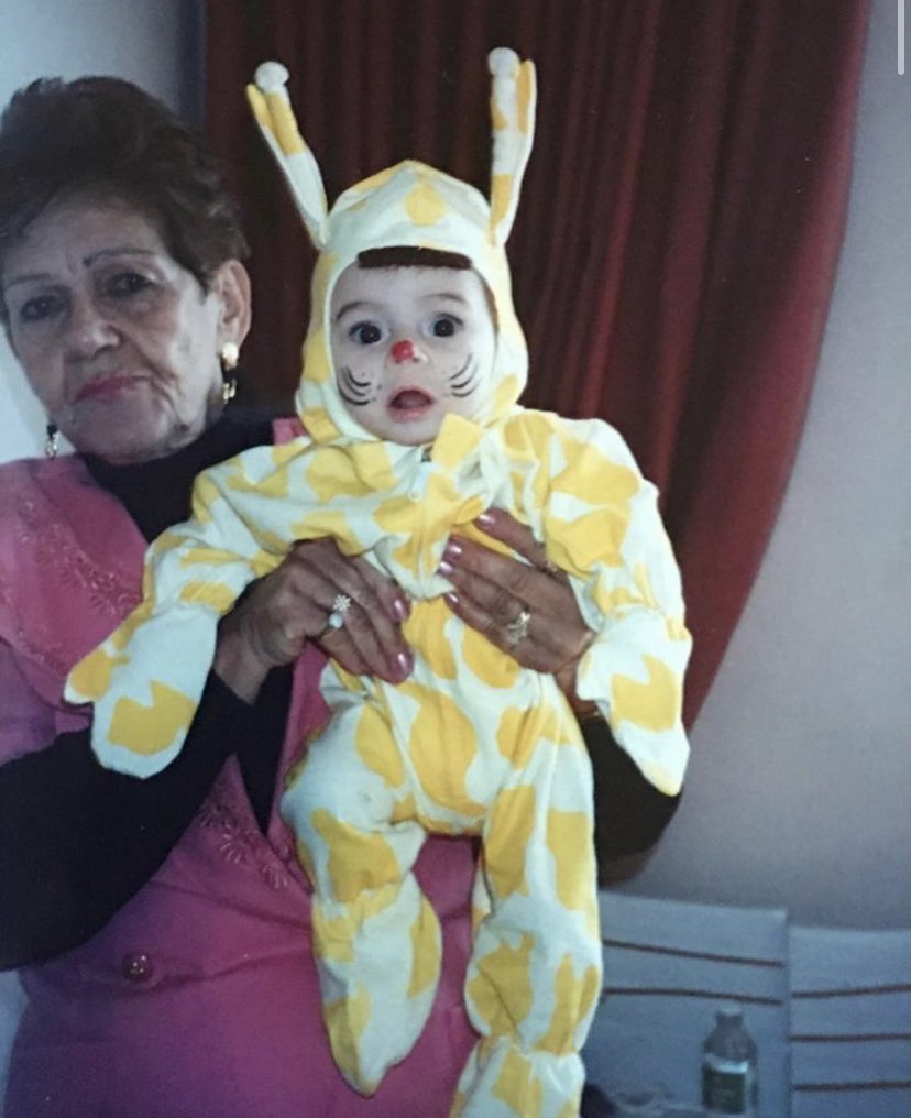 NandoFresno's tweet photo. abuelita https://t.co/g6aminaQjB