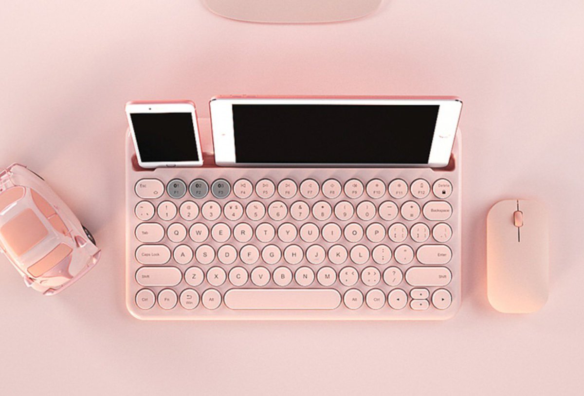 لوحة مفاتيح لاسلكية تعمل بالبلوتوث بالإضافة للماوس وغيرها من الملحقات الأخرى، قابلة للشحن، حجم
لوحة المفاتيح: 291x174mm  
سعة البطارية: 280mAh
وقت الشحن: حوالي 2 ساعة وقت العمل المستمر: حوالي 200 ساعة

s.click.aliexpress.com/e/_A3cGEb