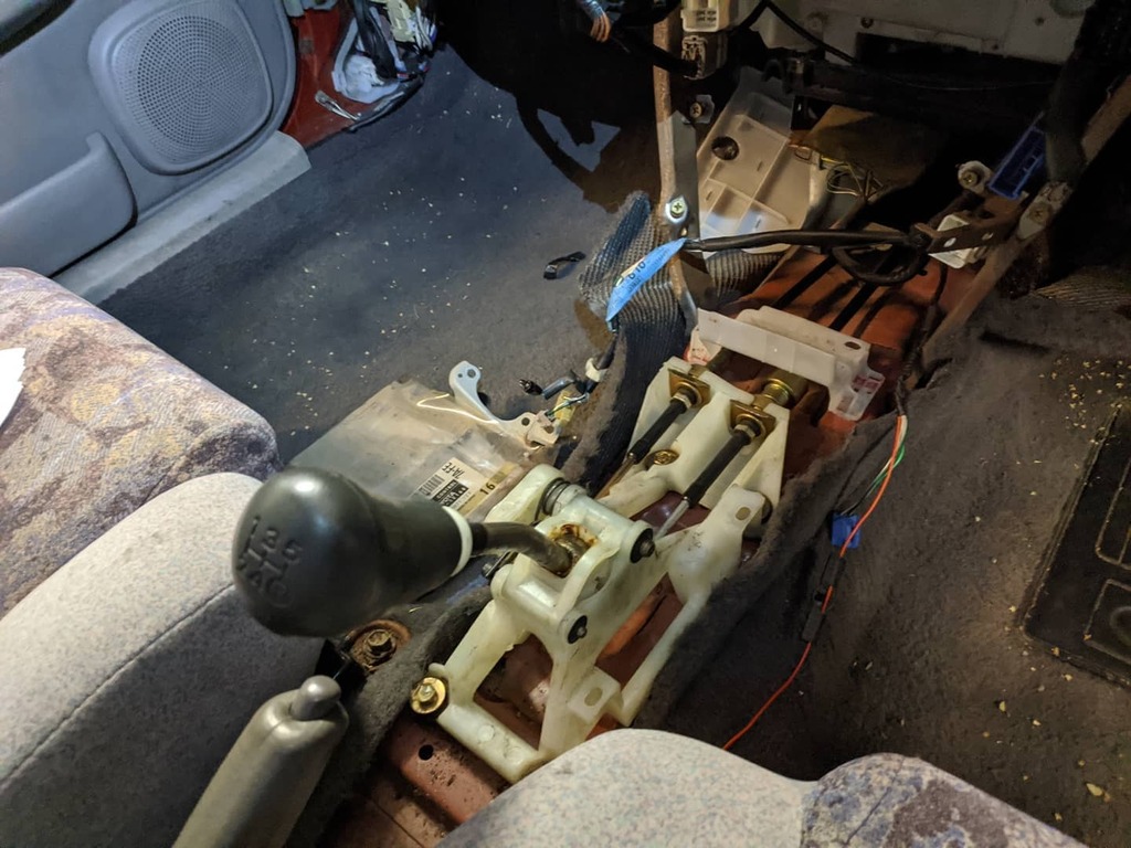 LikePetrol's tweet photo. Getting excited now.... #corolla #ae112r #toyota #manualswap #ae111 https://t.co/SiWjsW0ZNL https://t.co/szPTfiUgfa