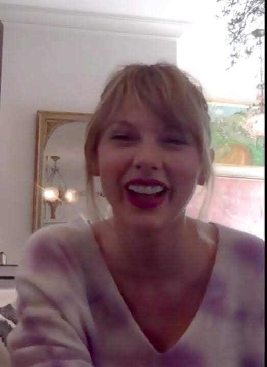 Taylor Swift being cute as hell, a thread 