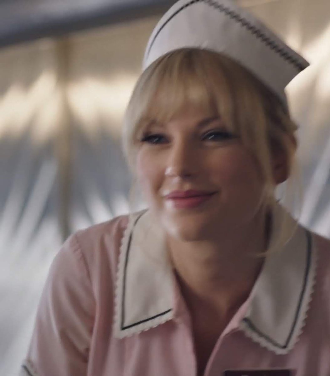 Taylor Swift being cute as hell, a thread 