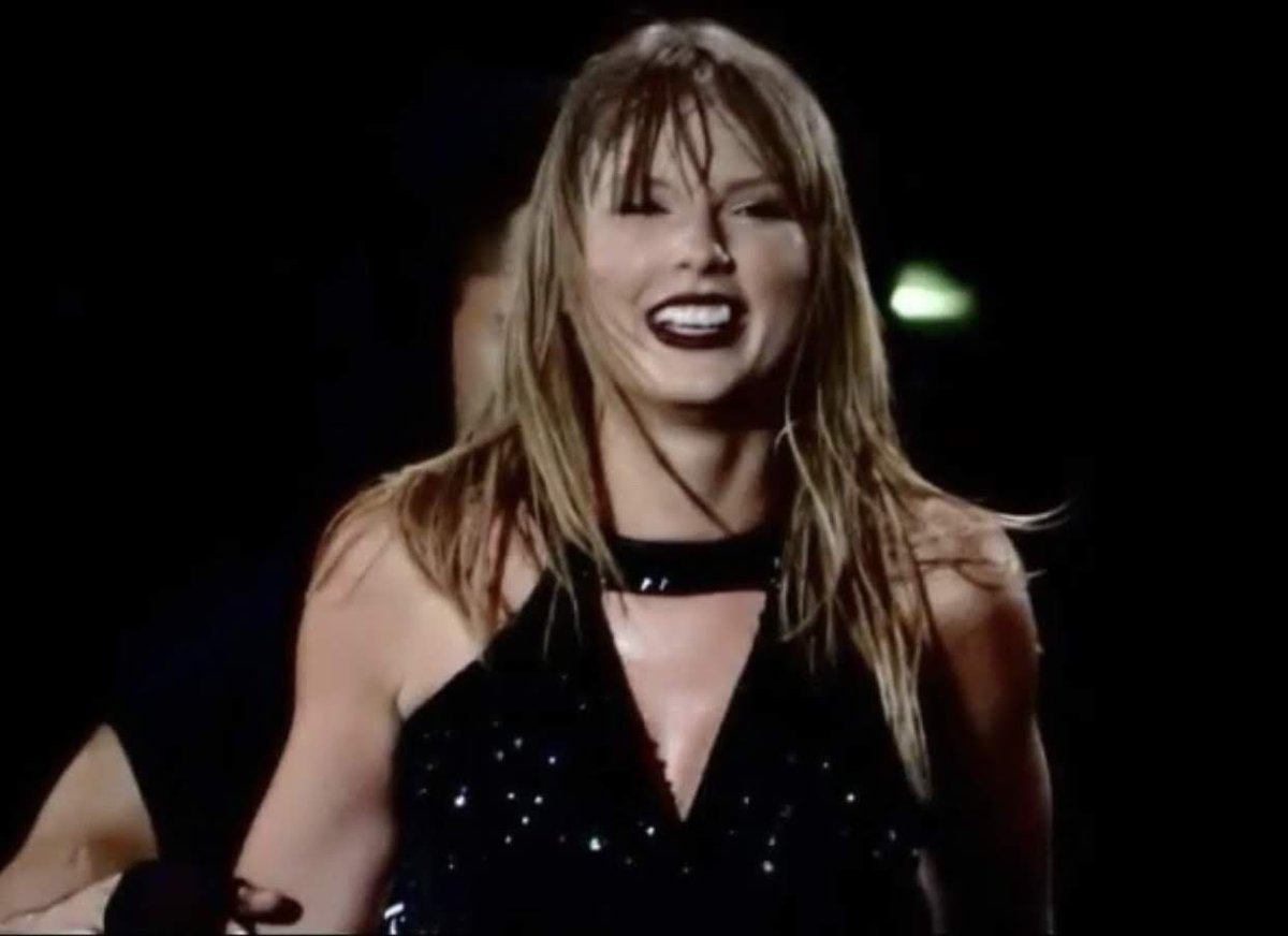 Taylor Swift being cute as hell, a thread 