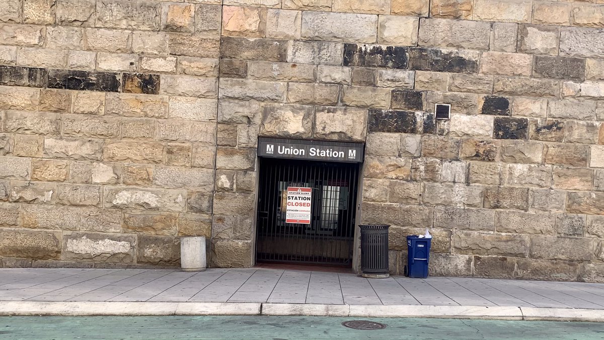 Union Station metro stop. Closed 33/