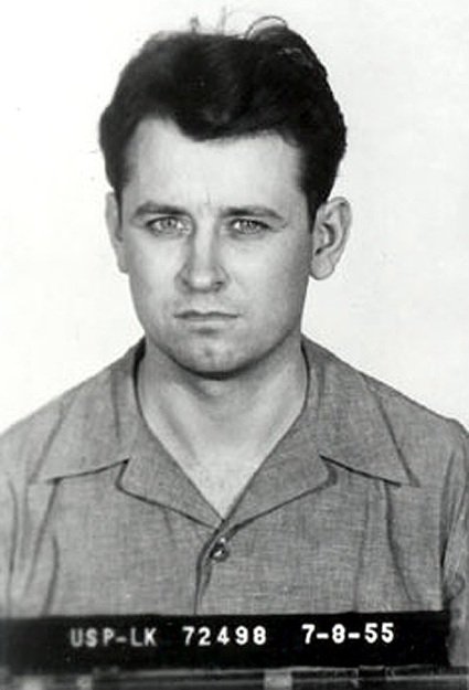 Loyd claimed that, after 25 years, he could no longer keep the secret, and wanted Dr. King's family to know the truth, and for James Earl Ray's name to be cleared.