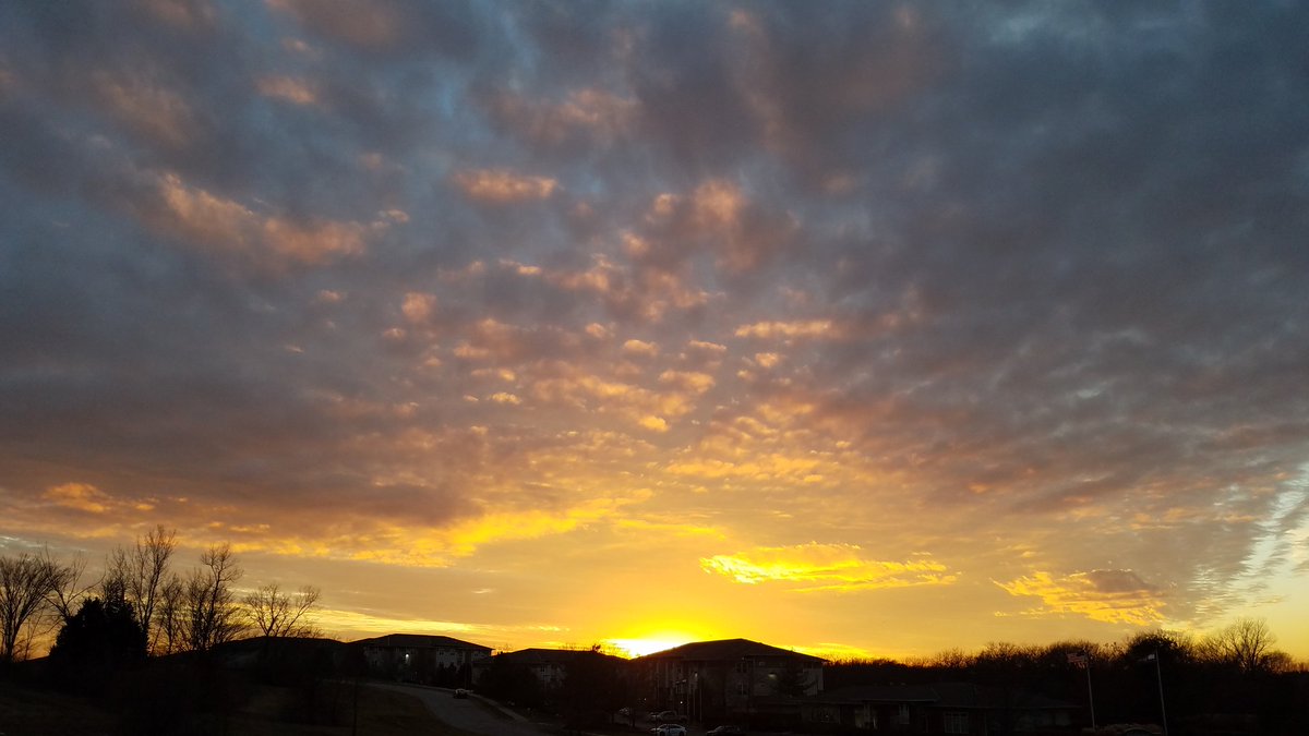 I'll take a stunning sunset anyday. #gratitude