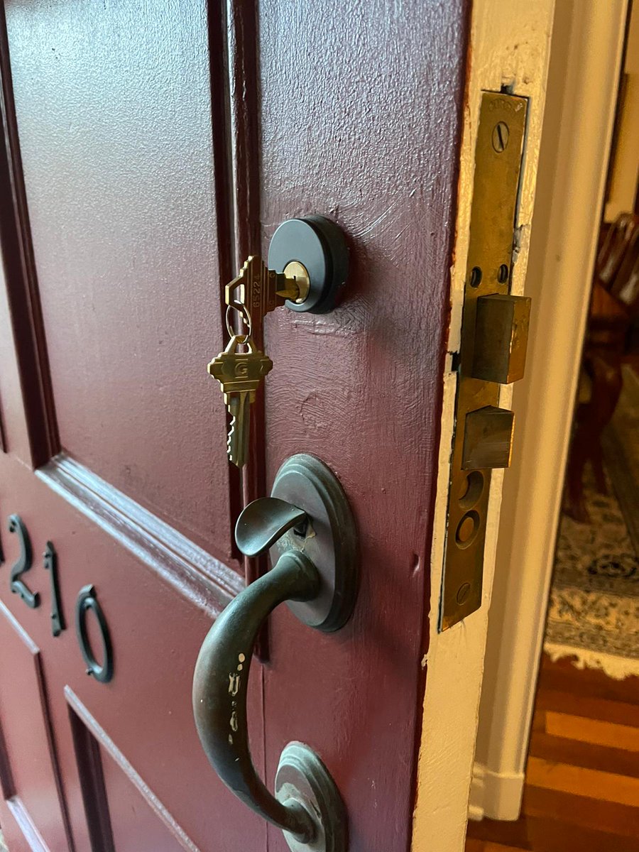 7Daylocksmiths's tweet photo. Rekeying some locks today 
we are open during the COVID-19 STAY HOME STAY SAFE OUT THERE
#locksmith #locksmithsandiego #sandiegolocksmith #locksmiths #emergencylocksmith #247locksmith #locksmithnearyou #locallocksmith #yourlocallocksmith #automotivelocksmith #carlocksmith #safe https://t.co/PIVHEN8AlN
