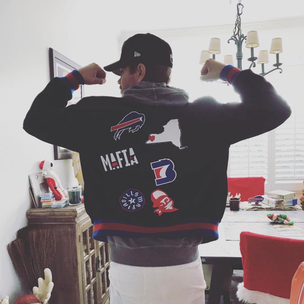 👇🏼 Who’s your favorite famous Bills fan? We’ll start: Chad Michael Murray