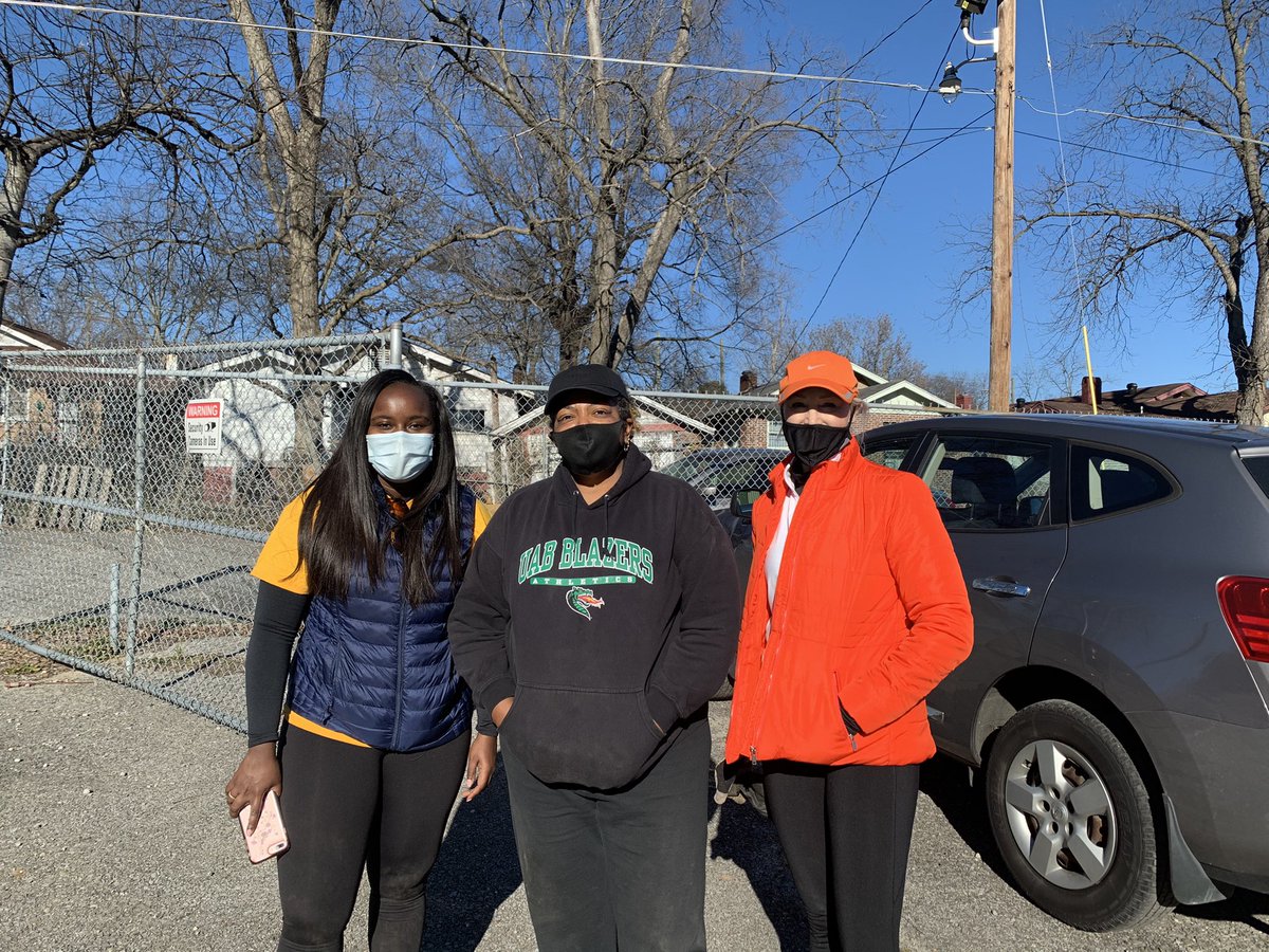 <a href="/Birmingham_Bar/">Birmingham Bar Association</a> members worked hard at Bush Hills community garden today #mlkday Thanks for the leadership and #service of so many BBA members!