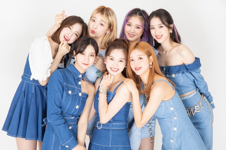 Anj_Multifandom's tweet photo. 2020 Girl Group Songs – MelOn Weekly Popularity Awards:

#1 BLACKPINK "How You Like That" (3)
#1 BLACKPINK "Lovesick Girls" (3)
#2 Apink "Dumhdurum" (1)
#2 OH MY GIRL "Nonstop" (1)
#2 Refund Sisters "DON'T TOUCH ME" (1) https://t.co/XJXlxUSvRy https://t.co/RdWYrZ0WJC