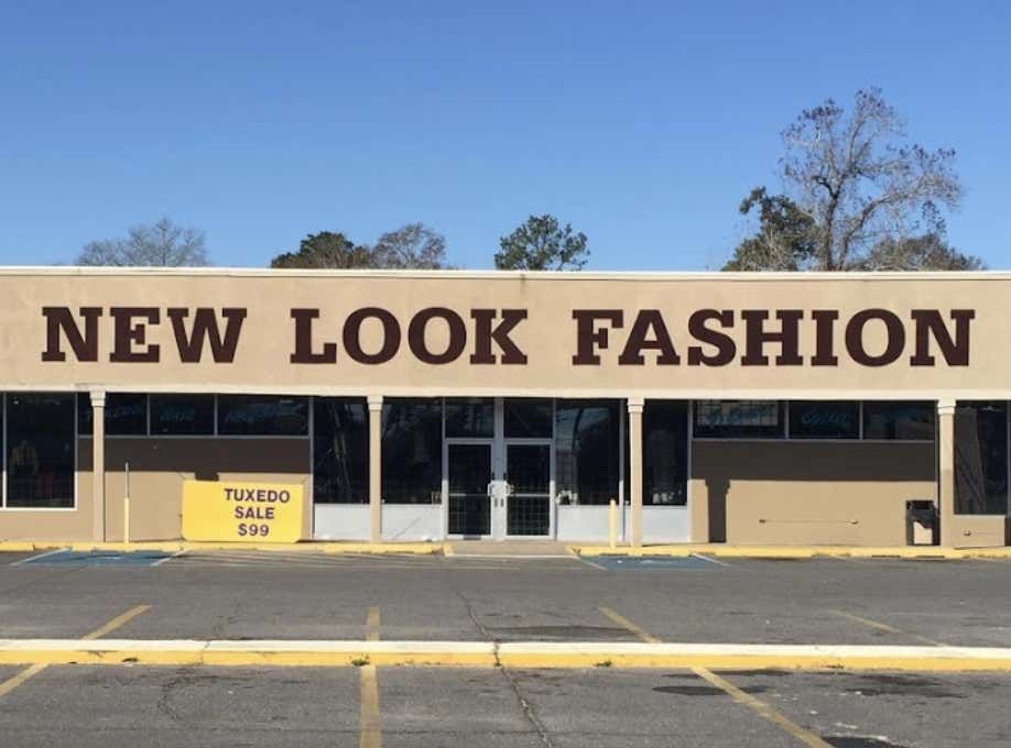 barstoolsports's tweet photo. Who We're Helping With The Barstool Fund - New Look Fashion (Thanks To Penn National Gaming) https://t.co/Bklfb2Ent5 https://t.co/nOUGK7Nxvn