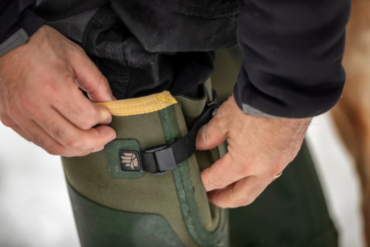 lacrosse1897's tweet photo. A perfect fit, every time.
The Alphaburly Pro features an adjustable rear gusset, providing long-lasting comfort for demanding days afield.
📷: @rockhousemotion
#HuntingBoot #hunting #boots #WorkBoots #hunter #WinterBoots #winter https://t.co/zR25fICHkt