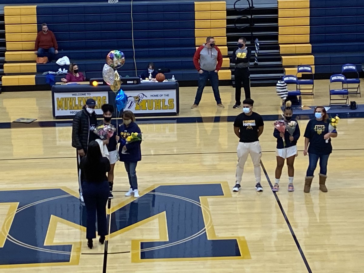 It’s Senior Night for Girls Basketball! We wish our two fantastic Seniors congratulations, best of luck and thanks for all you’ve done for our program and community! Our two seniors are Alayna Day and Genesis Martinez! Congratulations to you and your families!