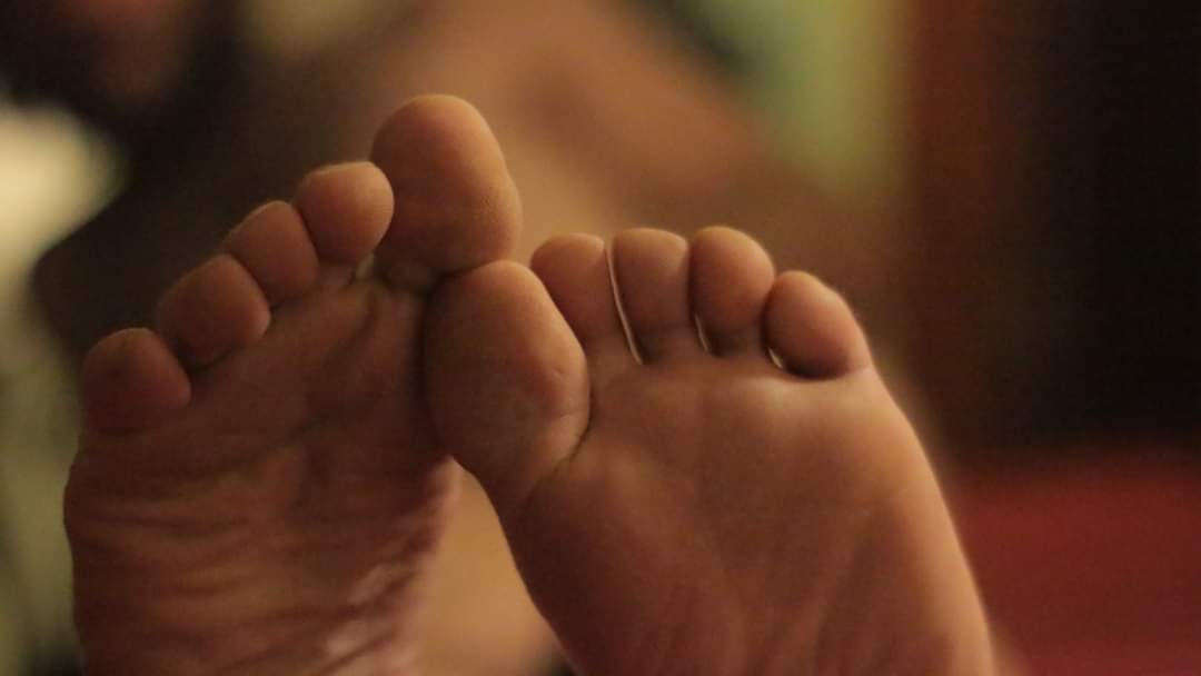 Aprilsparrowha2's tweet photo. I just got asked to do my first custom video so much fun!!!! #sexyfeet #onlyfansmen #onlyfansgay #onlfyfansfeet #feetonlyfans #feetboy #feettickling #footlover 

https://t.co/xLvvZcR7WO https://t.co/EJUKOIFEao