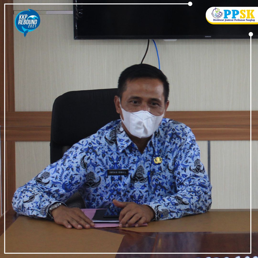 ppskendari1's tweet photo. Kepala PPS Kendari Ir. Mansur, MM menerima kunjungan silaturahim Kepala Dinas Perikanan Kota Kendari Imran Ismail beserta romobongan bertempat di Kantor PPS Kendari, Senin (18/1).
.
Kepala PPS Kendari didampingi para koordinator dan subkoordinator PPS Kendari.
@djpt_kkp https://t.co/q5ybWxDif3