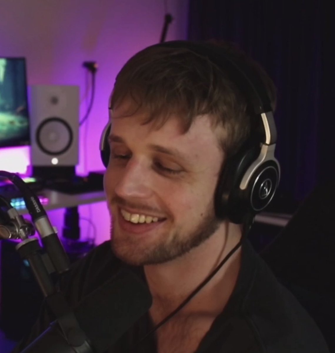 if fitz is your comfort person open this thread :] /safe