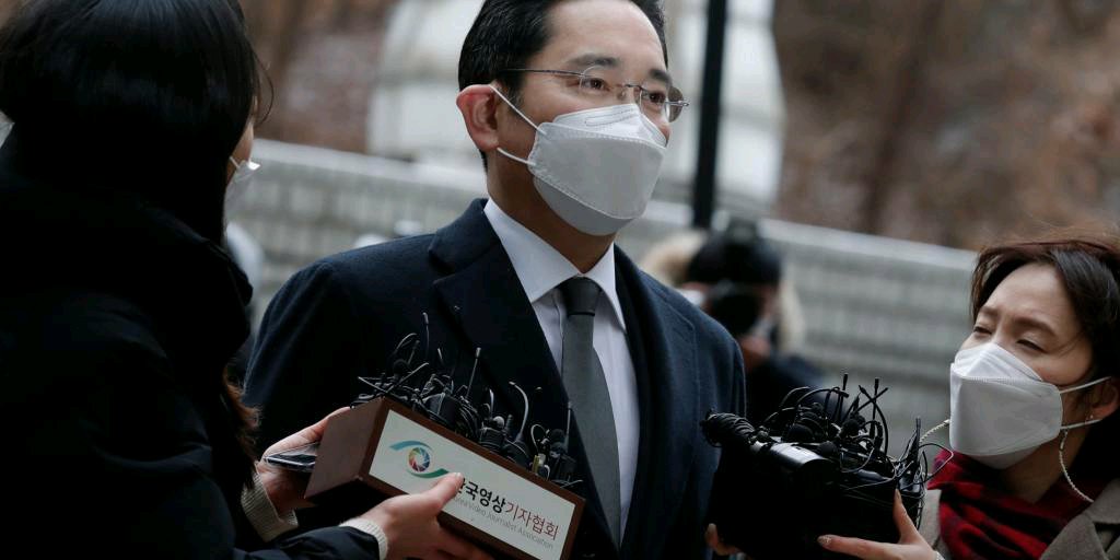 judecaparos's tweet photo. "The court acknowledged Samsung’s efforts to improve its governance by launching a compliance committee, but said that was not enough to justify a reduced sentence for Lee." https://t.co/6IoQJe7v1a @NAR https://t.co/9mibWmpvFK