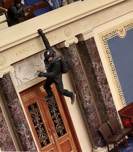 SDonziger's tweet photo. Josiah Colt—the Spiderman seditionist who called @SpeakerPelosi a "traitor"—was just released.

Judges are routinely freeing the white supremacists who attempted a violent coup. Environmentalists like me are often held in pre-trial detention for months. 

Hypocrisy. https://t.co/VbmJ5KH5H8