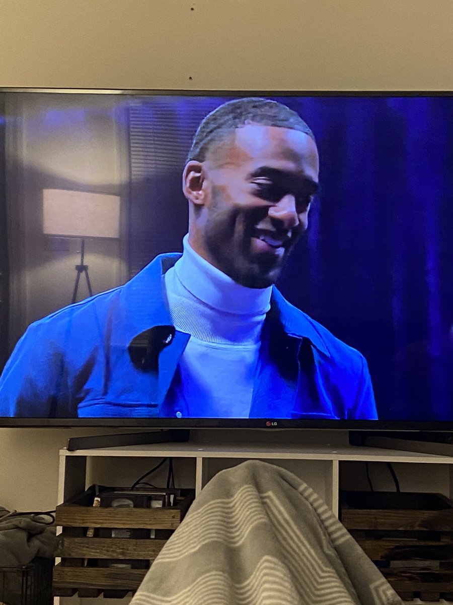 McKennaHurcomb's tweet photo. Anyone else seeing what I’m seeing?

WHERE’S MY SUPER SUIT!!!!!! 

#TheBachelor https://t.co/oDfRb3IjYu