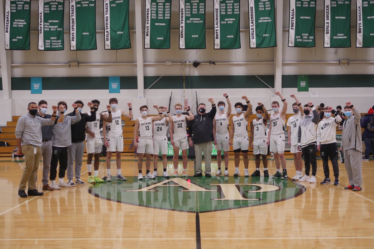 AustinPrepBHoop's tweet photo. Proud of this Team for battling and battling during one of the craziest basketball seasons I’ve ever been a part.  Coach Morales and I are so proud to be your coaches.
Wearing Team Black Wrist Bands on our Left arms in Honor of Dr. Martin Luther King Day. https://t.co/yVSJ9E3uDZ