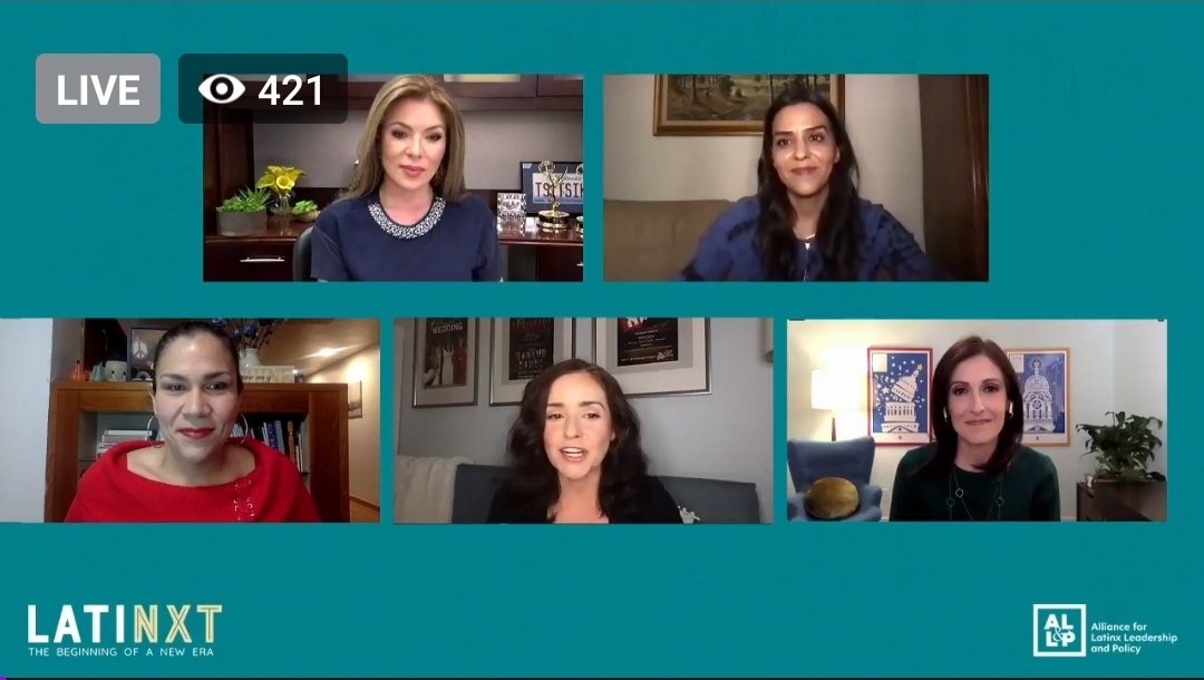 LatinaComm's tweet photo. These ladies are talking about WHAT IS THE CALL TO ACTION for us, #Latinas, this year @LatinxPolicy. 🤔 ✊🏾 #Latinxt #LatinxtSummit https://t.co/5gTFR6m1Bd