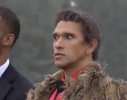 colleenk727's tweet photo. Matt’s eyes when he kisses a woman: 

#TheBachelor https://t.co/jRjheQMNUh