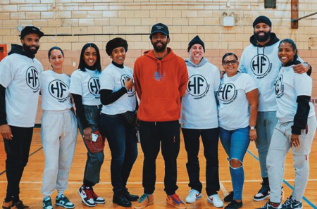 8) For his 28th birthday, Kyrie Irving donated $323,000 to Feeding America.Even better?He got corporate sponsors to match him, raising $650,000 in total.As if that wasn't enough, Irving personally sacrificed his time — handing out 250,000 thanksgiving meals around Brooklyn.