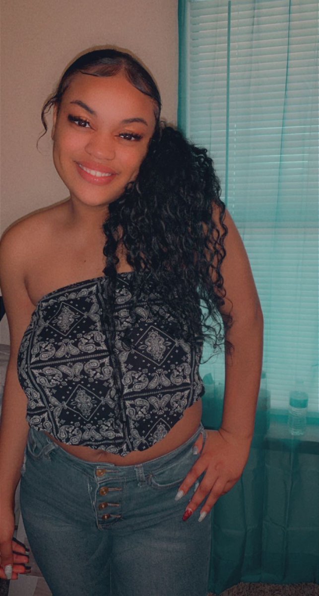 didicold1's tweet image. They hated me back then but they fuckin with me now
I keep my feelings locked away and hide my pain with a smile