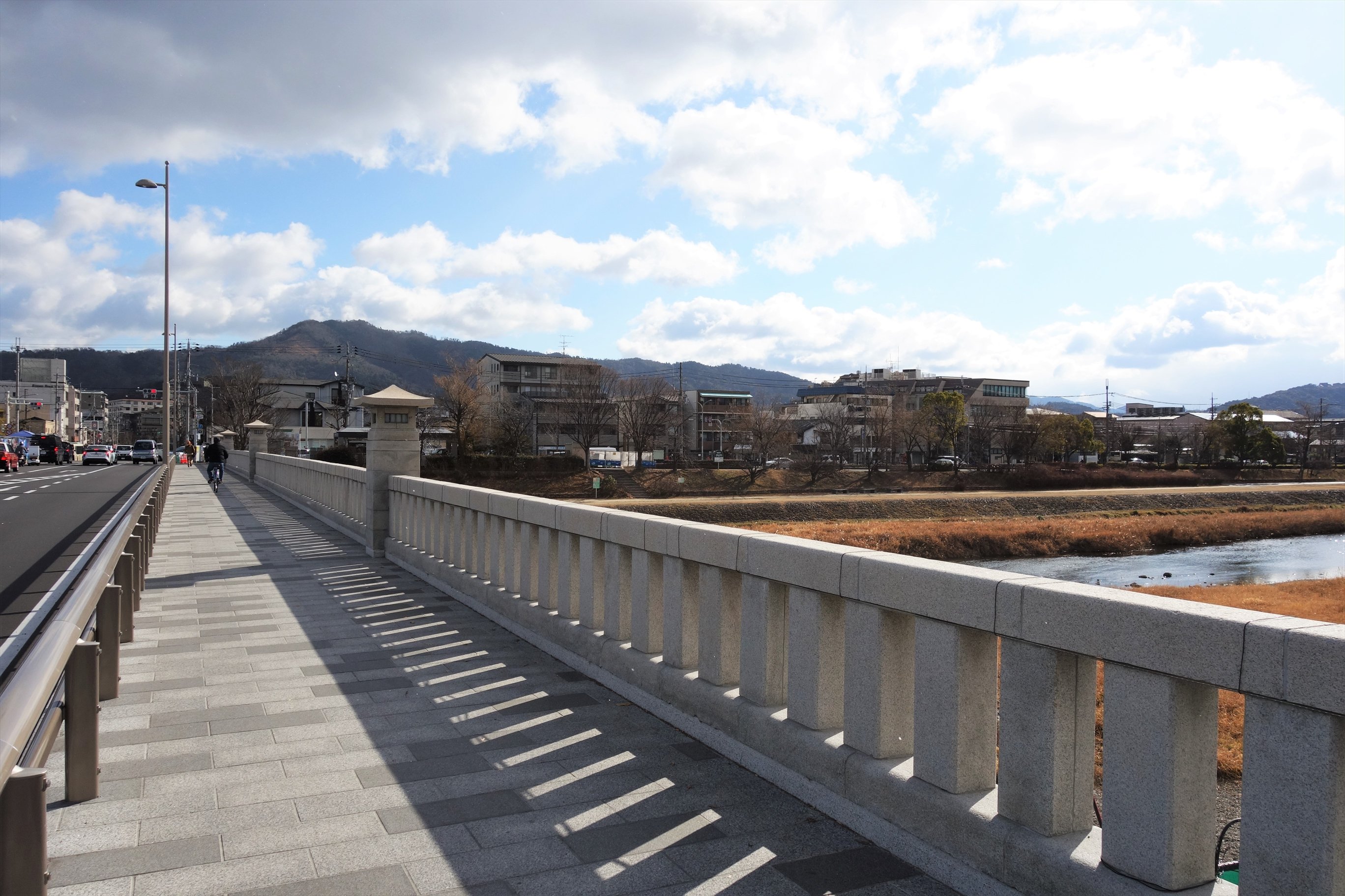 第二京都主義 きれいになった賀茂大橋の欄干 以前の欄干を解体して クリーニングをして同じように組み立て直されたようですね T Co Ue3ohpduzh Twitter