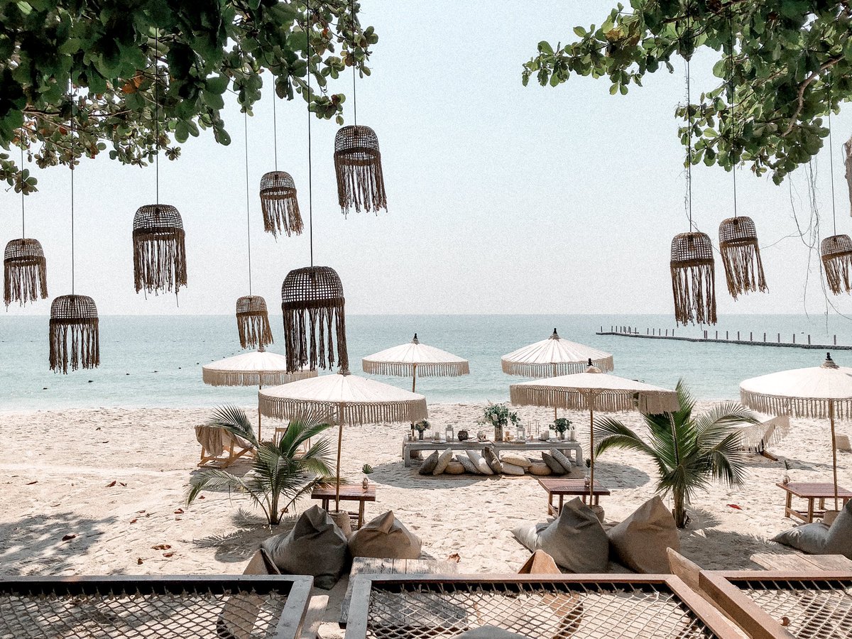 noomniimx's tweet photo. Tonsak Resort Koh Samet บร��ยากาศดีมากกก น้ำอาหารไม่แพงเลย พร้อพถ่ายรูปจัดเต็มมาก ดีงามมม ช่วงโควิดคือ���ม่มีคนเลย เป็นส่วนตัวสุดๆ เลิฟฟฟ #rayong #reviewrayong #caferayong #ReviewThailand #ระยอง #คาเฟ่ระยอง https://t.co/inhKYZOakB