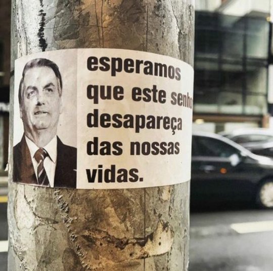 Não queremos mais o país entregue nas mãos de mentirosos, lunáticos e genocidas. Basta! FORA BOLSONARO! #QueremosImpeachment